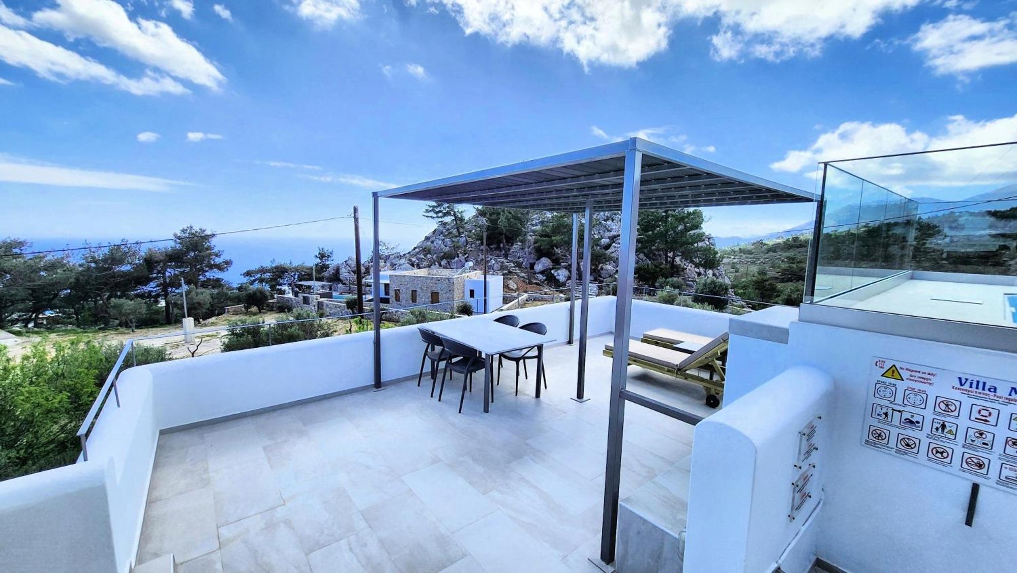 Villa M - Villa With Private Pool And Yard Anatolí エクステリア 写真