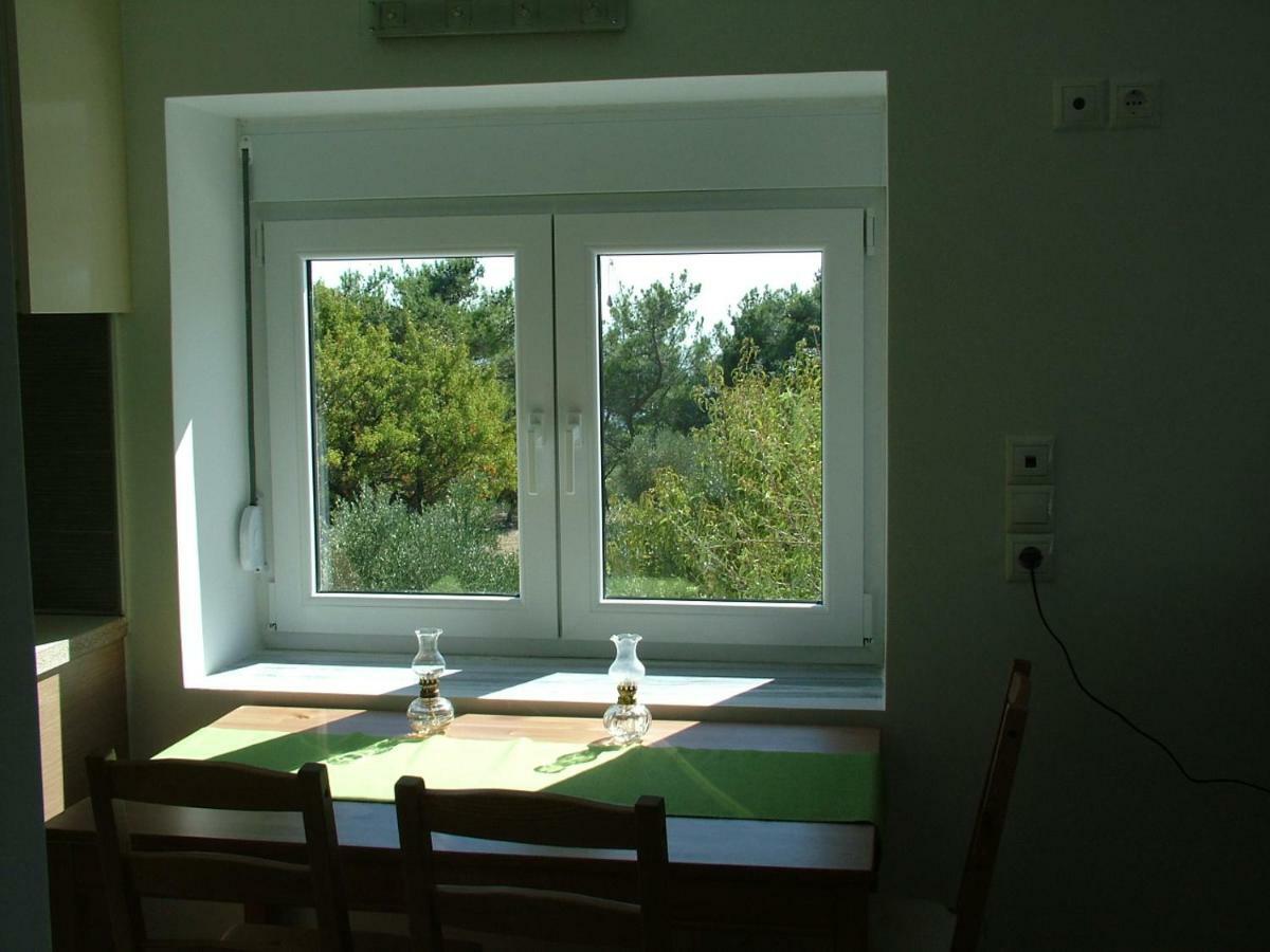 Villa M - Villa With Private Pool And Yard Anatolí エクステリア 写真